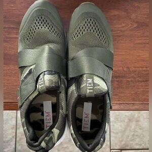 Size 12 Tiem Camo Cycling shoes